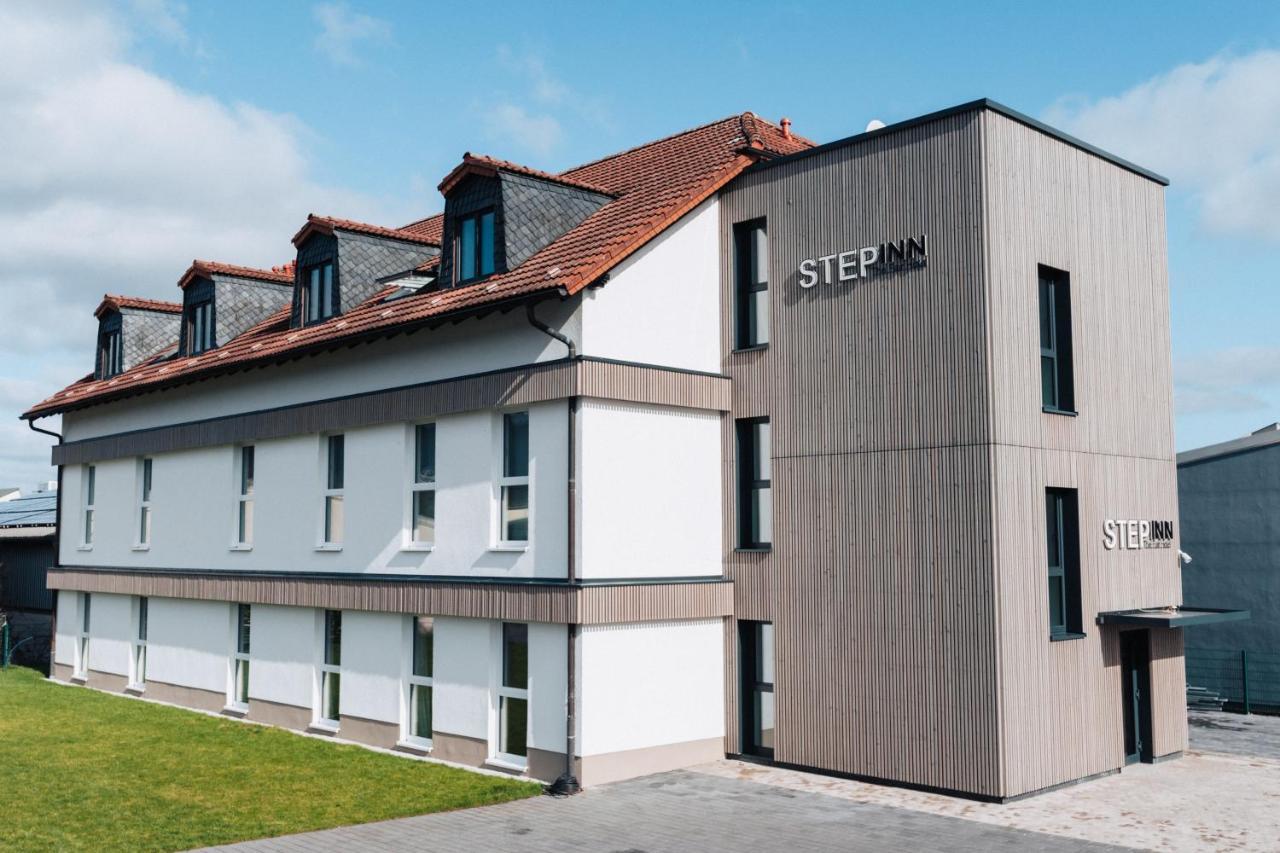 Step Inn The Fair Hotel Rosbach vor der Hohe Exterior photo